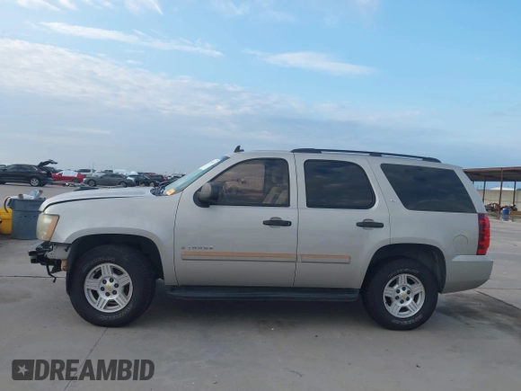2008 Chevrolet Tahoe LS with VIN 1GNFC13C18R185820, listed as a IAAI auction lot 42662827 with 186,500 mi miles and . Bid and sale history available at DreamBid. Image 14.