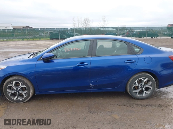 2019 Kia Forte LXS with VIN 3KPF24AD6KE123521, listed as a IAAI auction lot 42020460 with 72,927 mi miles. Bid and sale history available at carsss.com. Image 14.