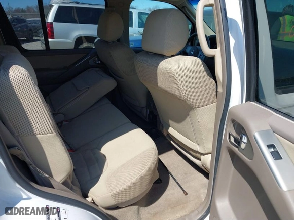 2008 Nissan Pathfinder SE with VIN 5N1AR18B68C611923, listed as a IAAI auction lot 41909144 with NaN miles. Bid and sale history available at carsss.com. Image 8.