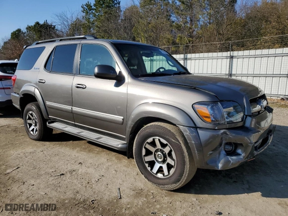 2006 Toyota Sequoia Limited with VIN 5TDBT48AX6S258746, listed as a Copart auction lot 43743425 with 238,821 mi miles and Salvage Title. Bid and sale history available at carsss.com. Image 4.