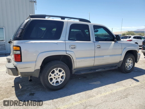 2005 Chevrolet Tahoe Z71 z VIN 1GNEK13T05R187021, wystawiony jako Copart lot #57180025 z przebiegiem 135 572 mil mil oraz Szkoda całkowita • Salvage title. Historia ofert i sprzedaży dostępna na DreamBid. Obrazek 3.