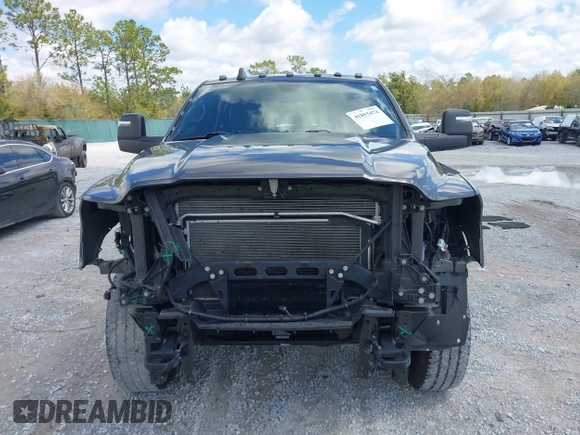 2023 Ram 2500 Tradesman z VIN 3C6UR5CJ9PG503984, wystawiony jako IAAI lot #41855474 z przebiegiem 47 131 mil mil oraz . Historia ofert i sprzedaży dostępna na DreamBid. Obrazek 13.