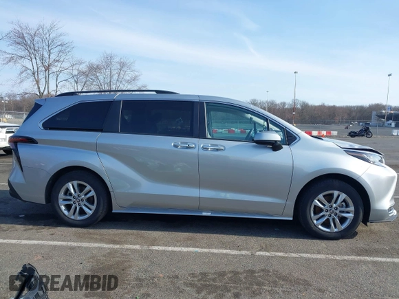 2023 Toyota Sienna XLE с VIN 5TDJSKFC5PS106883, выставлен на аукционе IAAI как лот 41792338 с пробегом 16 069 миль миль и . История ставок и продаж доступна на DreamBid. Изображение 13.