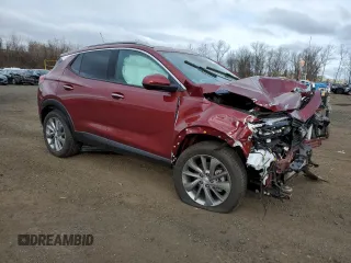 2023 Buick Encore GX Essence с VIN KL4MMGSL9PB133807, выставлен на аукционе Copart как лот 87471314 с пробегом 5 705 миль миль и Списание • Salvage title. История ставок и продаж доступна на DreamBid. Изображение 4.