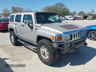 2006 Hummer H3 with VIN 5GTDN136468294627, listed as a IAAI auction lot 41683845 with 143,152 mi miles and . Bid and sale history available at DreamBid. Image 1.
