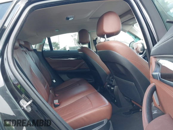 2016 BMW X6 xDrive35i z VIN 5UXKU2C50G0N83968, wystawiony jako IAAI lot #41958971 z przebiegiem 70 738 mil mil oraz . Historia ofert i sprzedaży dostępna na DreamBid. Obrazek 8.