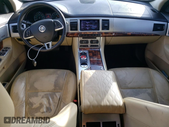 2013 Jaguar XF I4 RWD with VIN SAJWA0ES1DPS68698, listed as a Copart auction lot 86886304 with 99,260 mi miles and Salvage Title. Bid and sale history available at carsss.com. Image 8.