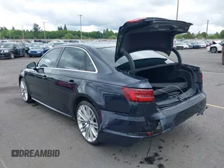 2018 Audi A4 Prestige z VIN WAUFNAF45JA019132, wystawiony jako IAAI lot #42239810 z przebiegiem 63 002 mil mil oraz . Historia ofert i sprzedaży dostępna na DreamBid. Obrazek 3.