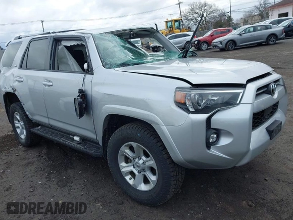 2021 Toyota 4Runner SR5 with VIN JTEMU5JRXM5941136, listed as a IAAI auction lot 41872436 with 74,272 mi miles and . Bid and sale history available at DreamBid. Image 1.