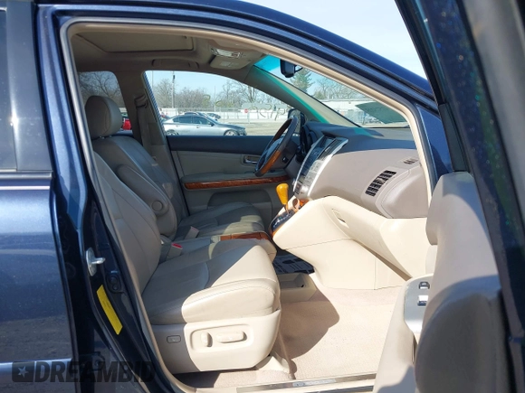 2007 Lexus RX 350 z VIN 2T2GK31U27C024050, wystawiony jako IAAI lot #41525225 z przebiegiem 204 899 mil mil oraz . Historia ofert i sprzedaży dostępna na DreamBid. Obrazek 5.