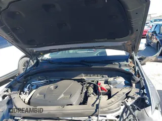 2020 Volvo XC60 Momentum with VIN YV4A22RK7L1586688, listed as a IAAI auction lot 41257331 with 38,393 mi miles and . Bid and sale history available at DreamBid. Image 10.