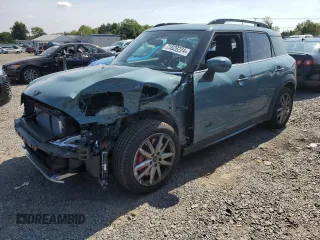 2024 MINI Countryman John Cooper Works with VIN WMZ33BS05R3S31419, listed as a Copart auction lot 71028224 with 1,657 mi miles and Salvage title. Bid and sale history available at DreamBid. Image 1.