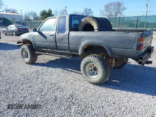 1991 Toyota Pickup с VIN JT4RN13P8M6026288, выставлен на аукционе IAAI как лот 41768419 с пробегом 249 679 миль миль и . История ставок и продаж доступна на DreamBid. Изображение 3.