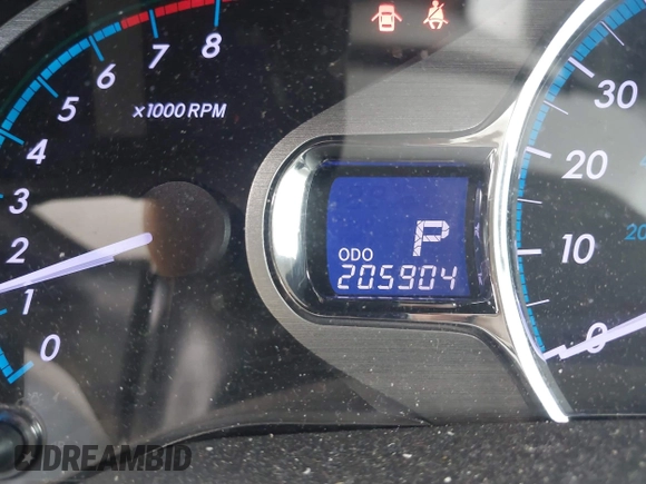 2011 Toyota Sienna XLE AAS with VIN 5TDYK3DC6BS045303, listed as a IAAI auction lot 42515203 with 205,904 mi miles and . Bid and sale history available at DreamBid. Image 15.