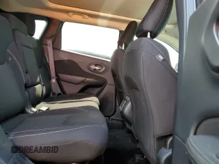 2018 Jeep Grand Cherokee Overland with VIN 1C4RJFCG8JC262591, listed as a Copart auction lot 47814985 with 135,542 mi miles and Salvage Title. Bid and sale history available at carsss.com. Image 11.