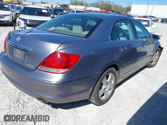 2007 Acura RL Tech Pkg with VIN JH4KB16647C002703, listed as a IAAI auction lot 41882614 with 174,713 mi miles. Bid and sale history available at carsss.com. Image 4.