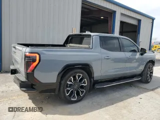 2024 GMC Sierra 1500 with VIN 1GT401EL2RU401324, listed as a Copart auction lot 49891285 with 2,034 mi miles and Salvage Title. Bid and sale history available at DreamBid. Image 3.