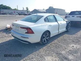 2024 Volvo S60 Core Dark Theme with VIN 7JRL12TK9RG303982, listed as a IAAI auction lot 42612329 with 5,618 mi miles and . Bid and sale history available at DreamBid. Image 4.