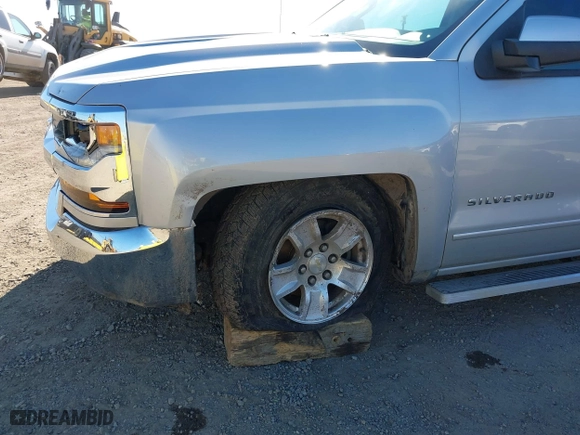 2018 Chevrolet Silverado 1500 LT with VIN 1GCVKREC5JZ118789, listed as a IAAI auction lot 41867955 with 88,602 mi miles. Bid and sale history available at carsss.com. Image 6.