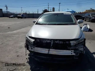 2017 Toyota Prius Plus with VIN JTDKARFP8H3039198, listed as a Copart auction lot 50724955 with 127,508 mi miles and Salvage title. Bid and sale history available at DreamBid. Image 5.