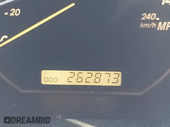 2004 Lexus RX 330 with VIN JTJHA31U140010865, listed as a IAAI auction lot 41869057 with 262,873 mi miles. Bid and sale history available at carsss.com. Image 15.