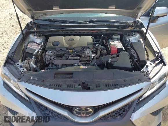 2018 Toyota Camry LE z VIN JTNB11HK7J3045966, wystawiony jako IAAI lot #42069246 z przebiegiem 138 960 mil mil oraz . Historia ofert i sprzedaży dostępna na DreamBid. Obrazek 10.
