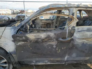 2021 Volkswagen Atlas SEL Premium R-Line z VIN 1V2FE2CA7MC223635, wystawiony jako Copart lot #85544804 z przebiegiem Nie podano mil oraz Nie do naprawy • Non repairable. Historia ofert i sprzedaży dostępna na DreamBid. Obrazek 7.