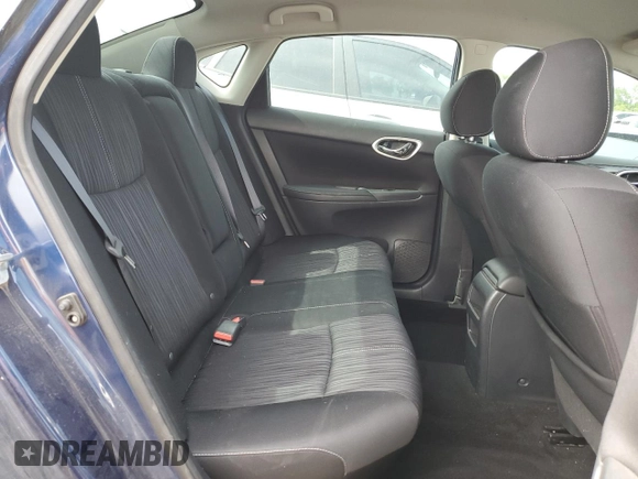 2017 Nissan Sentra SV z VIN 3N1AB7AP9HY213777, wystawiony jako Copart lot #53172795 z przebiegiem 86 088 mil mil oraz Szkoda całkowita • Salvage title. Historia ofert i sprzedaży dostępna na DreamBid. Obrazek 10.