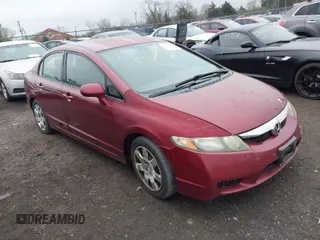 2009 Honda Civic LX z VIN 2HGFA16549H541580, wystawiony jako IAAI lot #41938531 z przebiegiem 293 623 mil mil oraz . Historia ofert i sprzedaży dostępna na DreamBid. Obrazek 1.