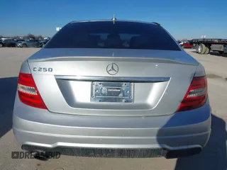 2013 Mercedes-Benz C-Class C 250 Sport with VIN WDDGF4HB8DG097235, listed as a IAAI auction lot 41641087 with 140,137 mi miles. Bid and sale history available at carsss.com. Image 17.
