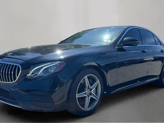 2018 Mercedes-Benz E-Class E 300 with VIN WDDZF4KB2JA346869, listed as a Copart auction lot 54387445 with 125,149 mi miles and Clean Title. Bid and sale history available at carsss.com. Image 2.