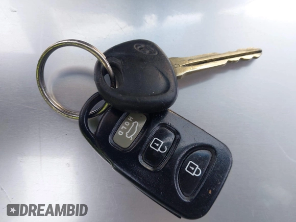 2009 Hyundai Elantra GLS z VIN KMHDU46D89U716718, wystawiony jako IAAI lot #42282841 z przebiegiem 130 843 mil mil oraz . Historia ofert i sprzedaży dostępna na DreamBid. Obrazek 11.