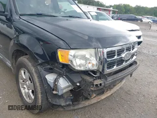 2010 Ford Escape Limited с VIN 1FMCU0E78AKA62013, выставлен на аукционе IAAI как лот 42426819 с пробегом 196 842 миль миль и . История ставок и продаж доступна на DreamBid. Изображение 14.