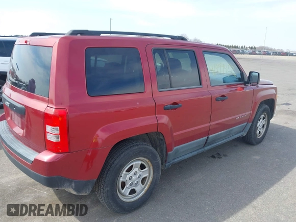 2011 Jeep Patriot Latitude with VIN 1J4NT1GA2BD151025, listed as a IAAI auction lot 41999452 with 224,778 mi miles and . Bid and sale history available at carsss.com. Image 4.