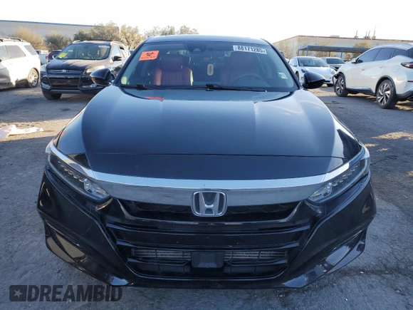 2018 Honda Accord EX with VIN 1HGCV1F4XJA257839, listed as a Copart auction lot 88171285 with 66,868 mi miles and Clean Title. Bid and sale history available at DreamBid. Image 5.