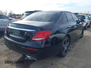 2020 Mercedes-Benz E 350 с VIN W1KZF8DB7LA832522, выставлен на аукционе IAAI как лот 41912241 с пробегом 31 203 миль миль и . История ставок и продаж доступна на DreamBid. Изображение 4.