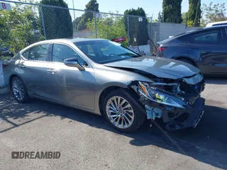 2019 Lexus ES 300h z VIN JTHB21B15K2031457, wystawiony jako IAAI lot #42343038 z przebiegiem 31 086 mil mil oraz . Historia ofert i sprzedaży dostępna na DreamBid. Obrazek 1.