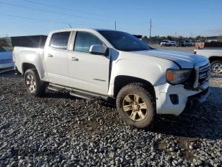2017 GMC Canyon 2WD SLE with VIN 1GTG5CEA4H1149827, listed as a Copart auction lot 45521665 with 129,084 mi miles and Salvage Title. Bid and sale history available at carsss.com. Image 4.