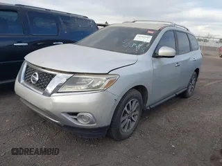 2013 Nissan Pathfinder SL with VIN 5N1AR2MN1DC627348, listed as a IAAI auction lot 40151386 with 132,890 mi miles and . Bid and sale history available at DreamBid. Image 2.