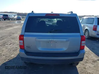 2016 Jeep Patriot Sport with VIN 1C4NJRBB1GD719198, listed as a IAAI auction lot 41987326 with 155,886 mi miles and . Bid and sale history available at carsss.com. Image 17.