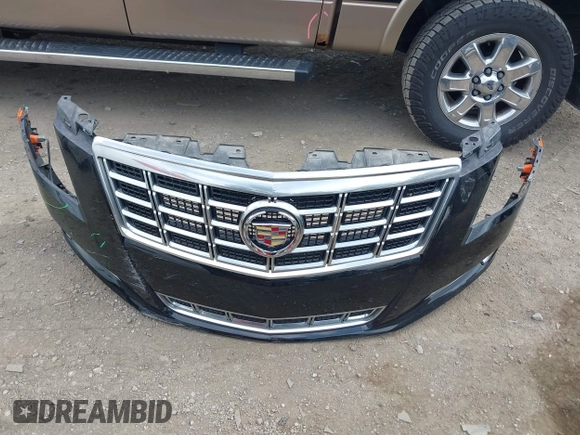 2013 Cadillac XTS Luxury with VIN 2G61R5S32D9246125, listed as a IAAI auction lot 42261263 with 89,390 mi miles and . Bid and sale history available at DreamBid. Image 12.