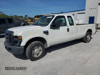 2008 Ford F-250 XL with VIN 1FTSX20558EA31352, listed as a Copart auction lot 43704895 with 129,940 mi miles and Clean title. Bid and sale history available at DreamBid. Image 1.