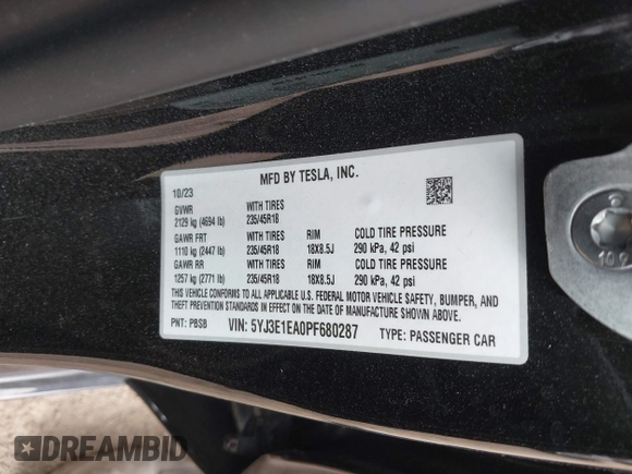 2023 Tesla Model 3 z VIN 5YJ3E1EA0PF680287, wystawiony jako IAAI lot #39491902 z przebiegiem 12 480 mil mil oraz . Historia ofert i sprzedaży dostępna na DreamBid. Obrazek 9.