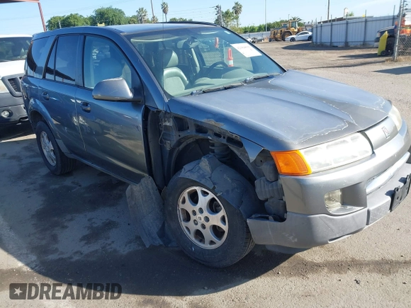 2005 Saturn VUE with VIN 5GZCZ534X5S857015, listed as a IAAI auction lot 42084899 with 196,732 mi miles. Bid and sale history available at carsss.com. Image 6.