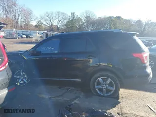2019 Ford Explorer XLT with VIN 1FM5K7DH5KGB51334, listed as a IAAI auction lot 41436521 with 120,909 mi miles. Bid and sale history available at carsss.com. Image 14.