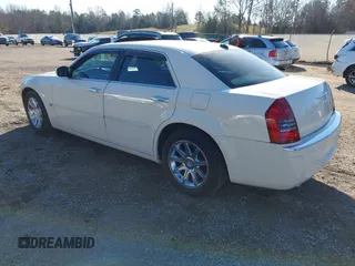 2005 Chrysler 300 C with VIN 2C3JA63HX5H530134, listed as a IAAI auction lot 41143214 with 176,917 mi miles and . Bid and sale history available at carsss.com. Image 3.