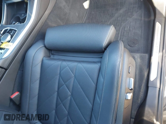 2023 BMW X5 xDrive40i with VIN 5UXCR6C01P9P96005, listed as a IAAI auction lot 41415624 with 15,879 mi miles and . Bid and sale history available at DreamBid. Image 8.