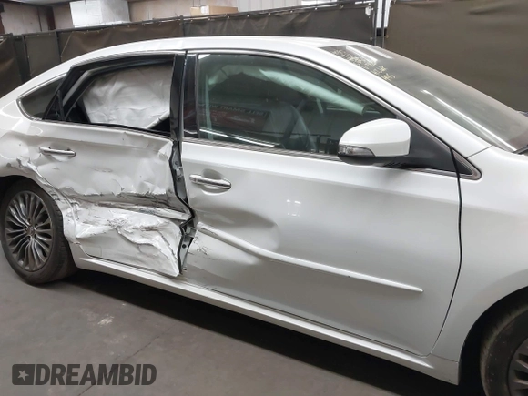 2016 Toyota Avalon Limited with VIN 4T1BK1EB0GU234267, listed as a IAAI auction lot 41567075 with 116,864 mi miles and . Bid and sale history available at carsss.com. Image 6.