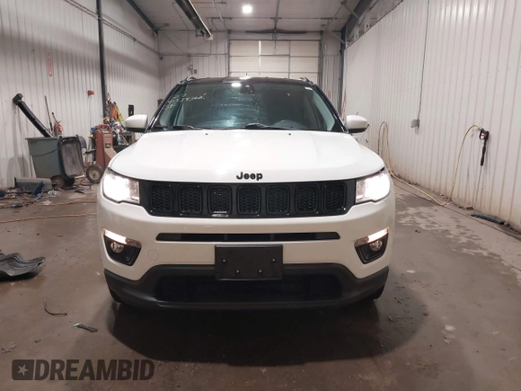 2018 Jeep Compass Latitude z VIN 3C4NJDBB9JT454213, wystawiony jako IAAI lot #41534368 z przebiegiem 109 126 mil mil oraz . Historia ofert i sprzedaży dostępna na DreamBid. Obrazek 12.