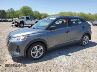 2021 Nissan Kicks S z VIN 3N1CP5BV2ML470525, wystawiony jako Copart lot #52485775 z przebiegiem 123 624 mil mil oraz Szkoda całkowita • Salvage title. Historia ofert i sprzedaży dostępna na DreamBid. Obrazek 1.